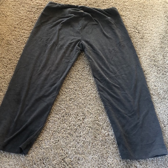 Cropped sweatpants - Picture 2 of 2
